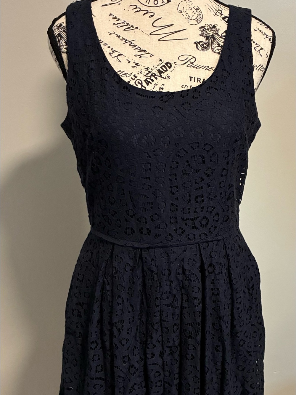 J Crew navy blue sleeveless fit-and-flare dress w/ lace overlay Sz 4 Classic EUC